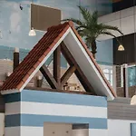 Modern Bungalow With Two Bathrooms, 500 M From The Beach