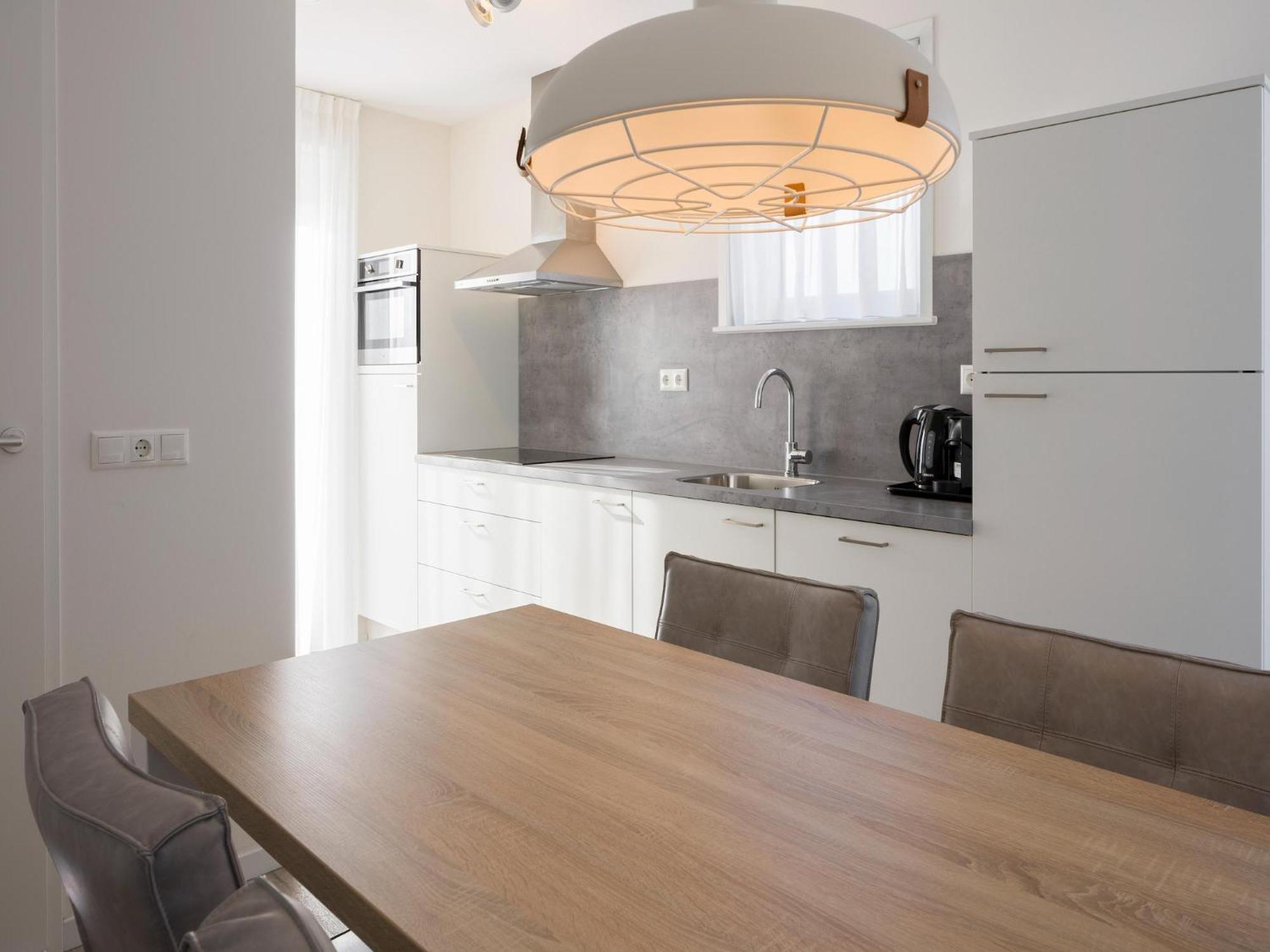 Vakantiehuis Modern With Two Bathrooms, 500 M From The *
