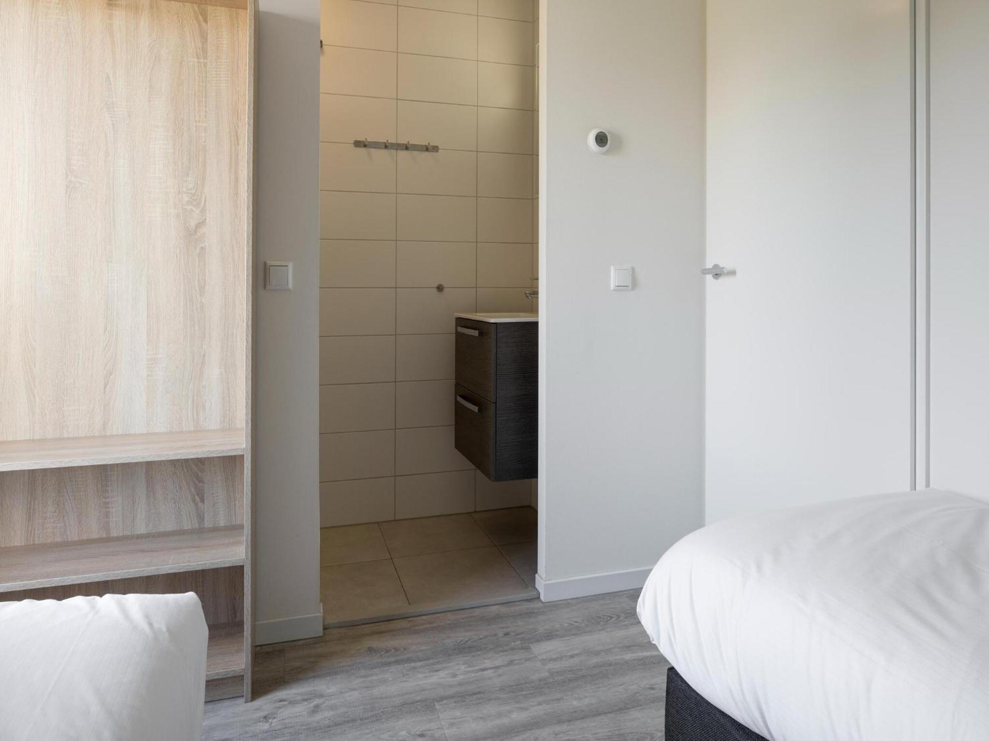 Modern With Two Bathrooms, 500 M From The