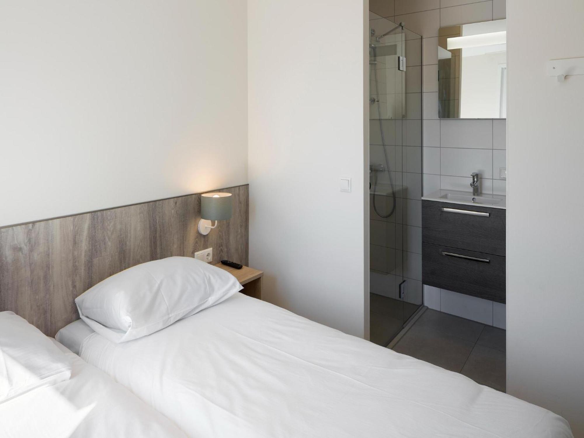Modern With Two Bathrooms, 500 M From The Nieuwvliet