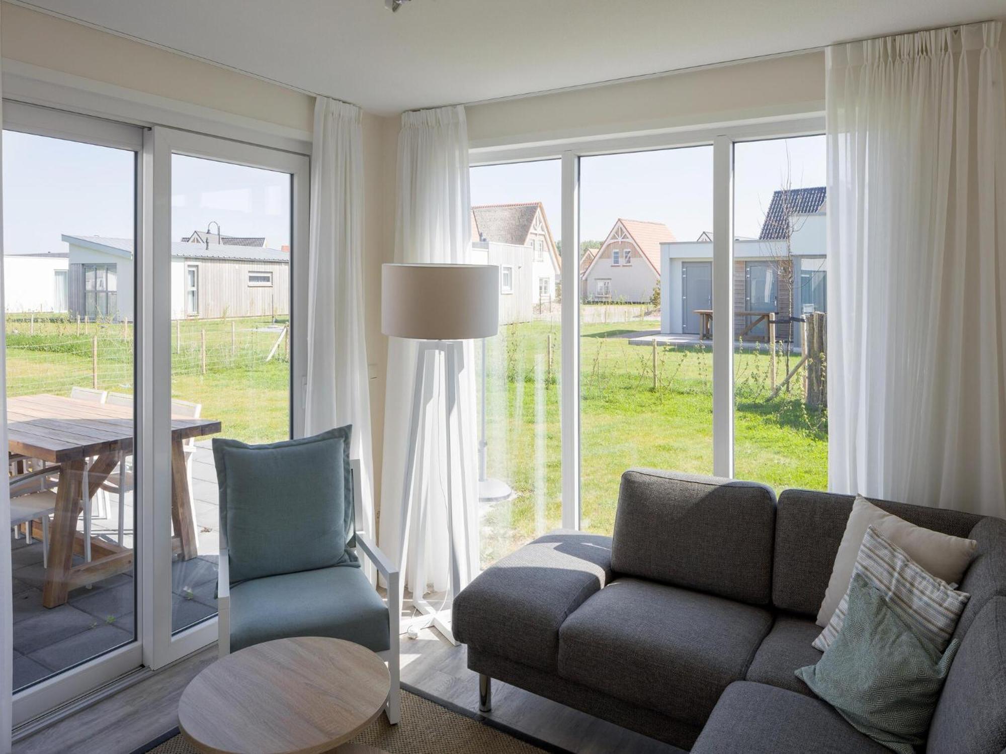 Modern With Two Bathrooms, 500 M From The Nieuwvliet